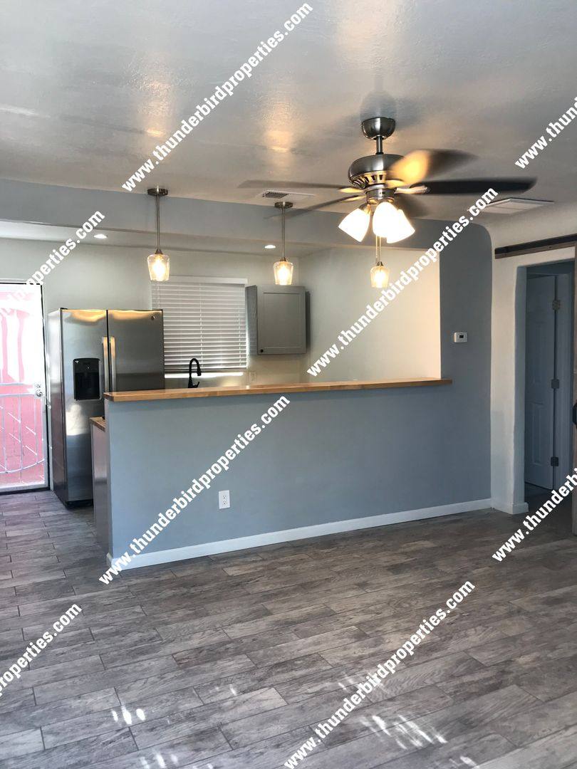 Apartment for rent at 1225 San Mateo, Albuquerque, NM 87108