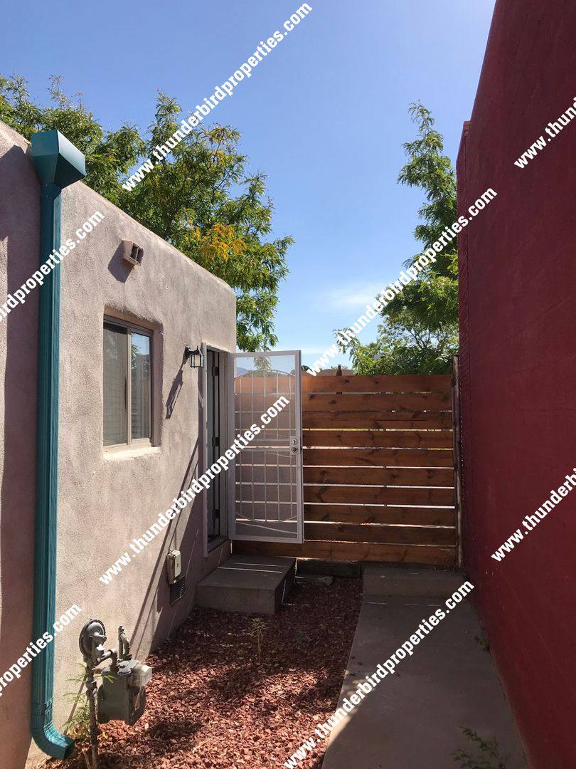 Apartment for rent at 1225 San Mateo, Albuquerque, NM 87108