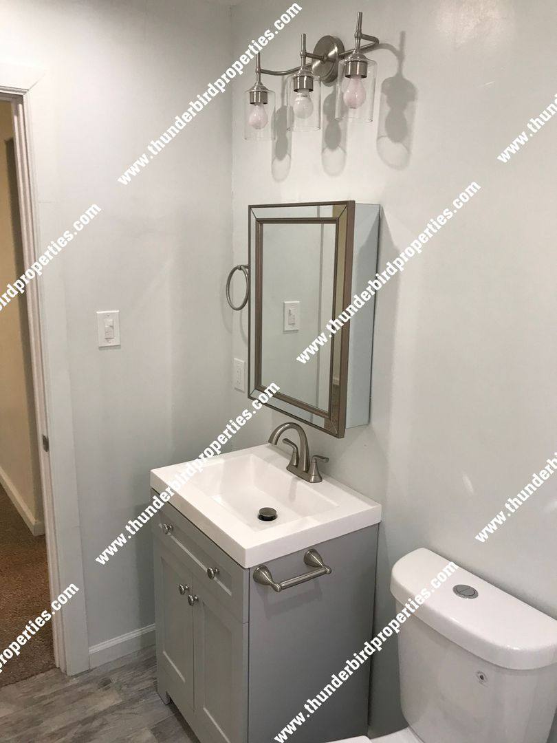 Apartment for rent at 1225 San Mateo, Albuquerque, NM 87108