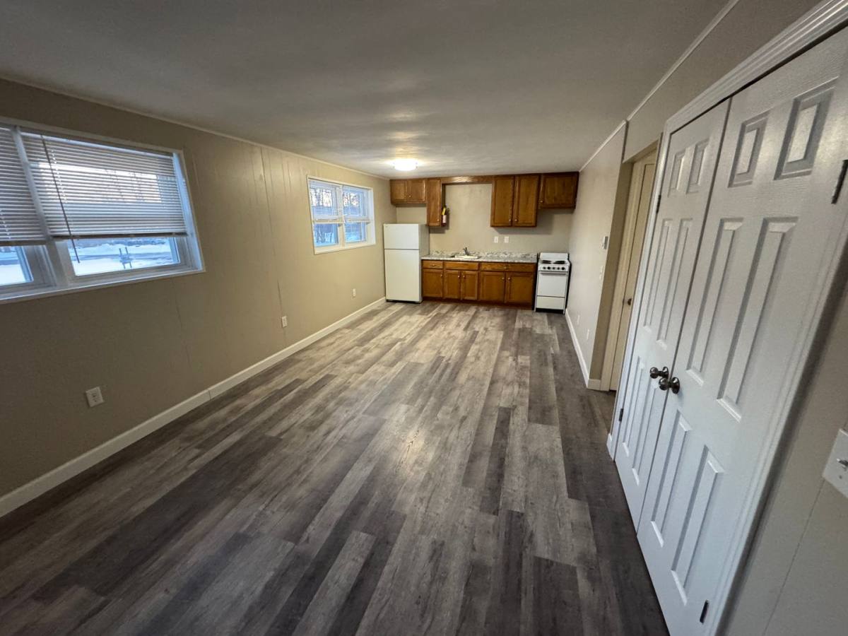 Apartment for rent at 101-103 Green Oaks Dr, Edinboro, PA 16412