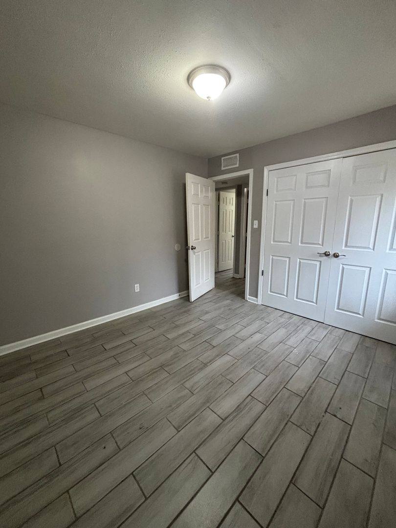 Apartment for rent at 4122 Cherokee, Shreveport, LA 71109