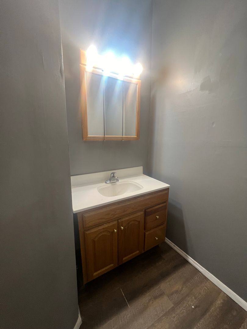 Apartment for rent at 520 N Alameda Ave, Muncie, IN 47303