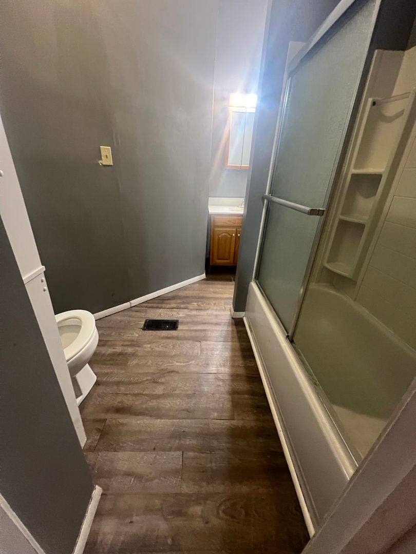 Apartment for rent at 520 N Alameda Ave, Muncie, IN 47303