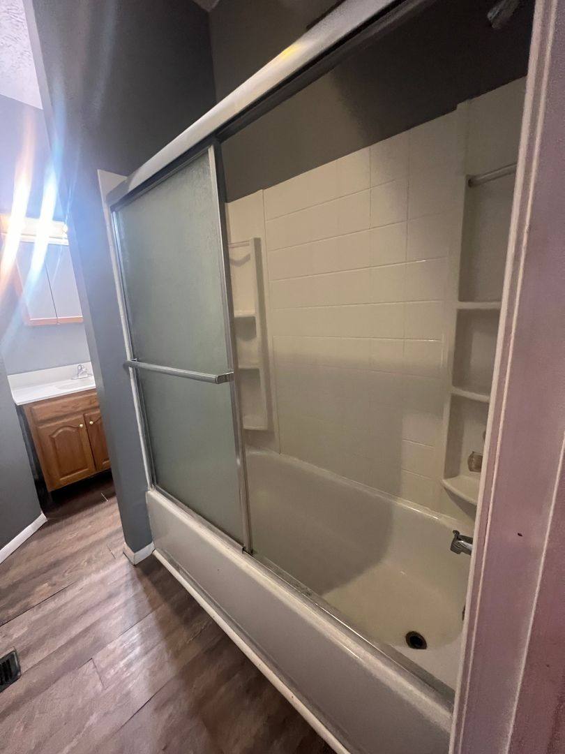 Apartment for rent at 520 N Alameda Ave, Muncie, IN 47303
