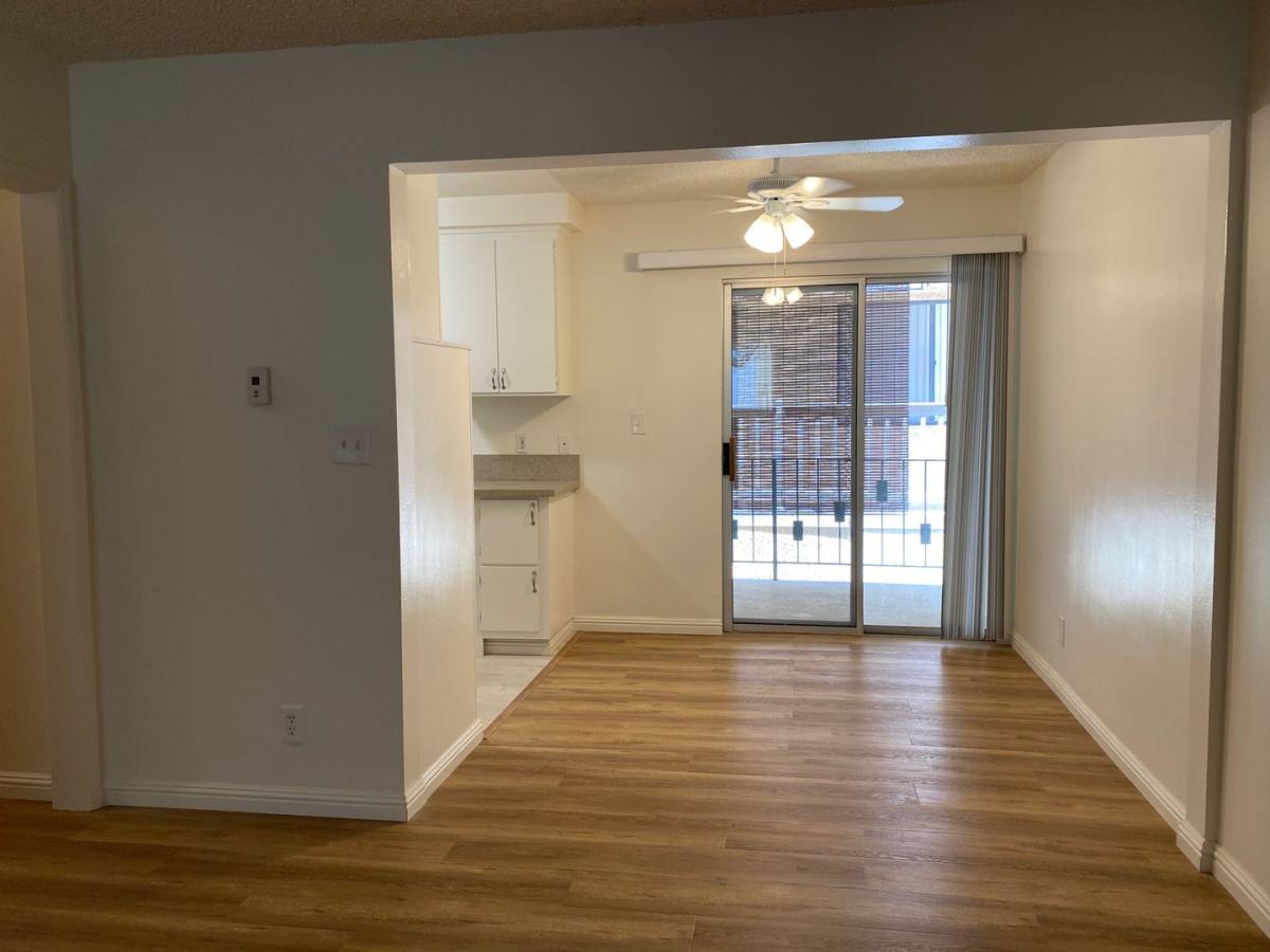 Apartment for rent at 221 N Belmont Ave, Glendale, CA 91206