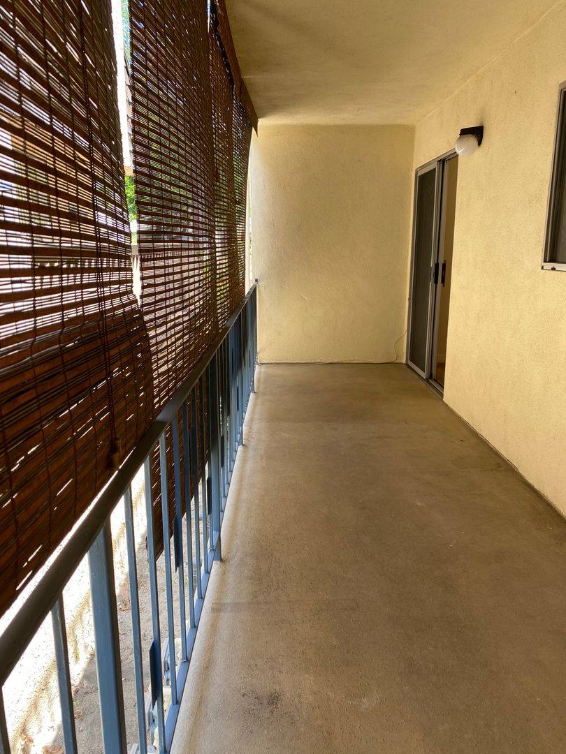 Apartment for rent at 221 N Belmont Ave, Glendale, CA 91206