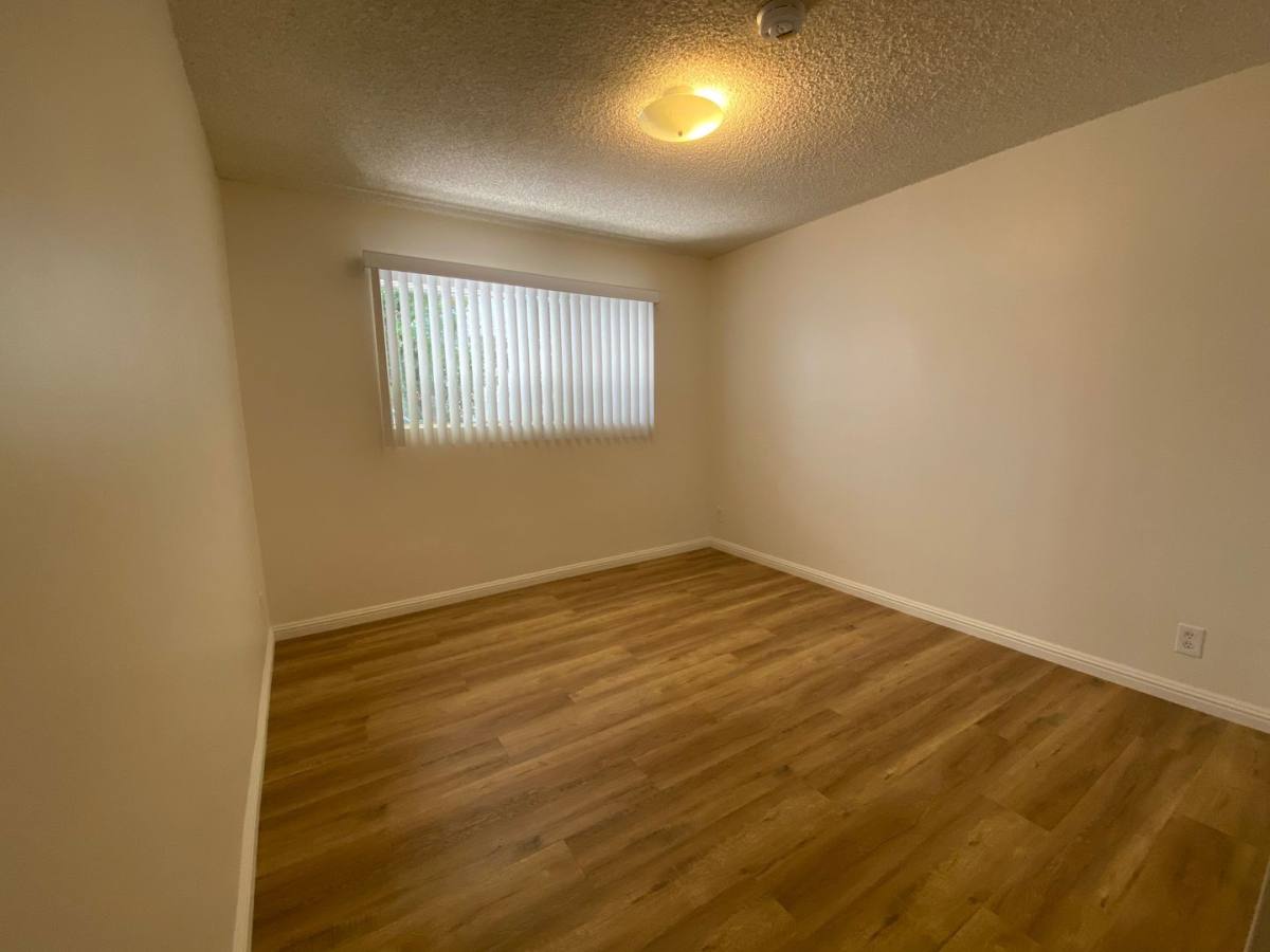 Apartment for rent at 221 N Belmont Ave, Glendale, CA 91206