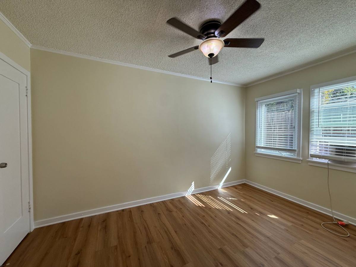 Apartment for rent at 3043 1 2 Larga Ave, Los Angeles, CA 90039