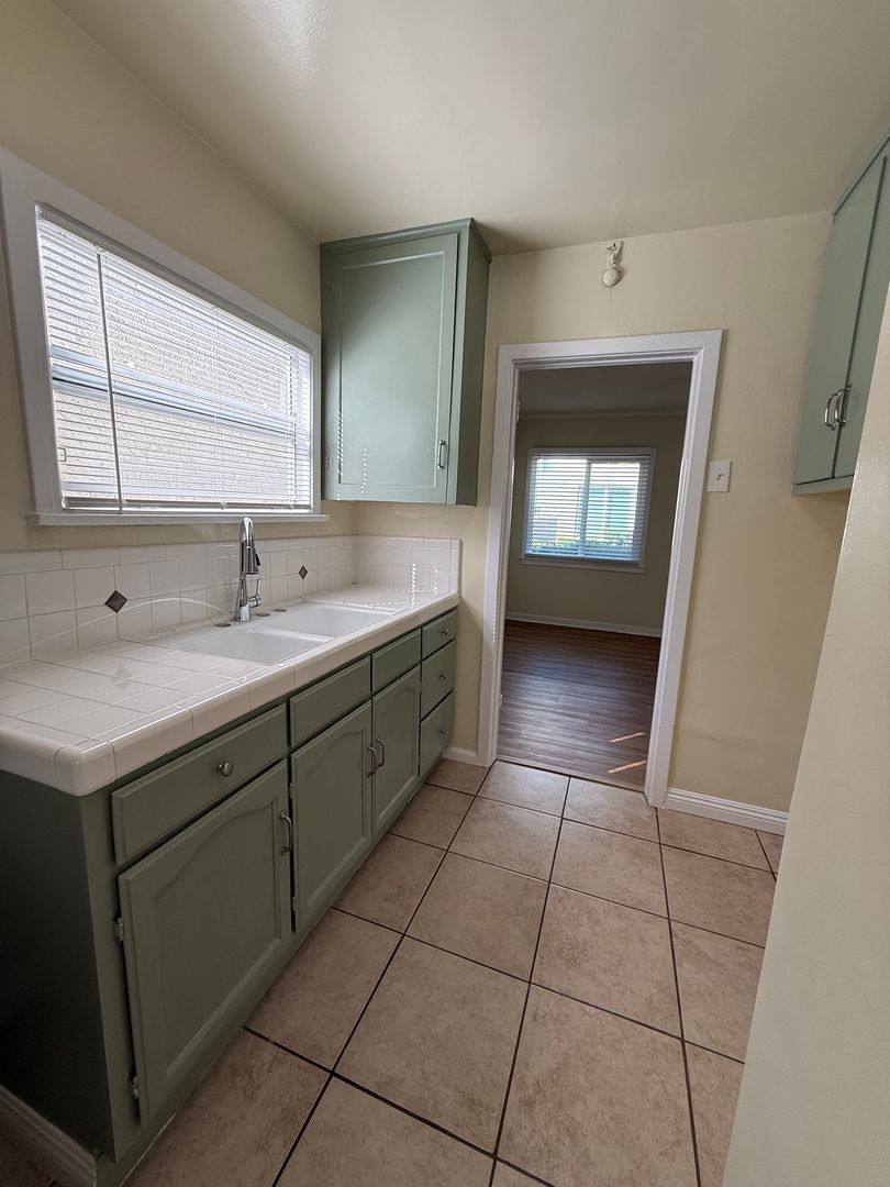 Apartment for rent at 3043 1 2 Larga Ave, Los Angeles, CA 90039