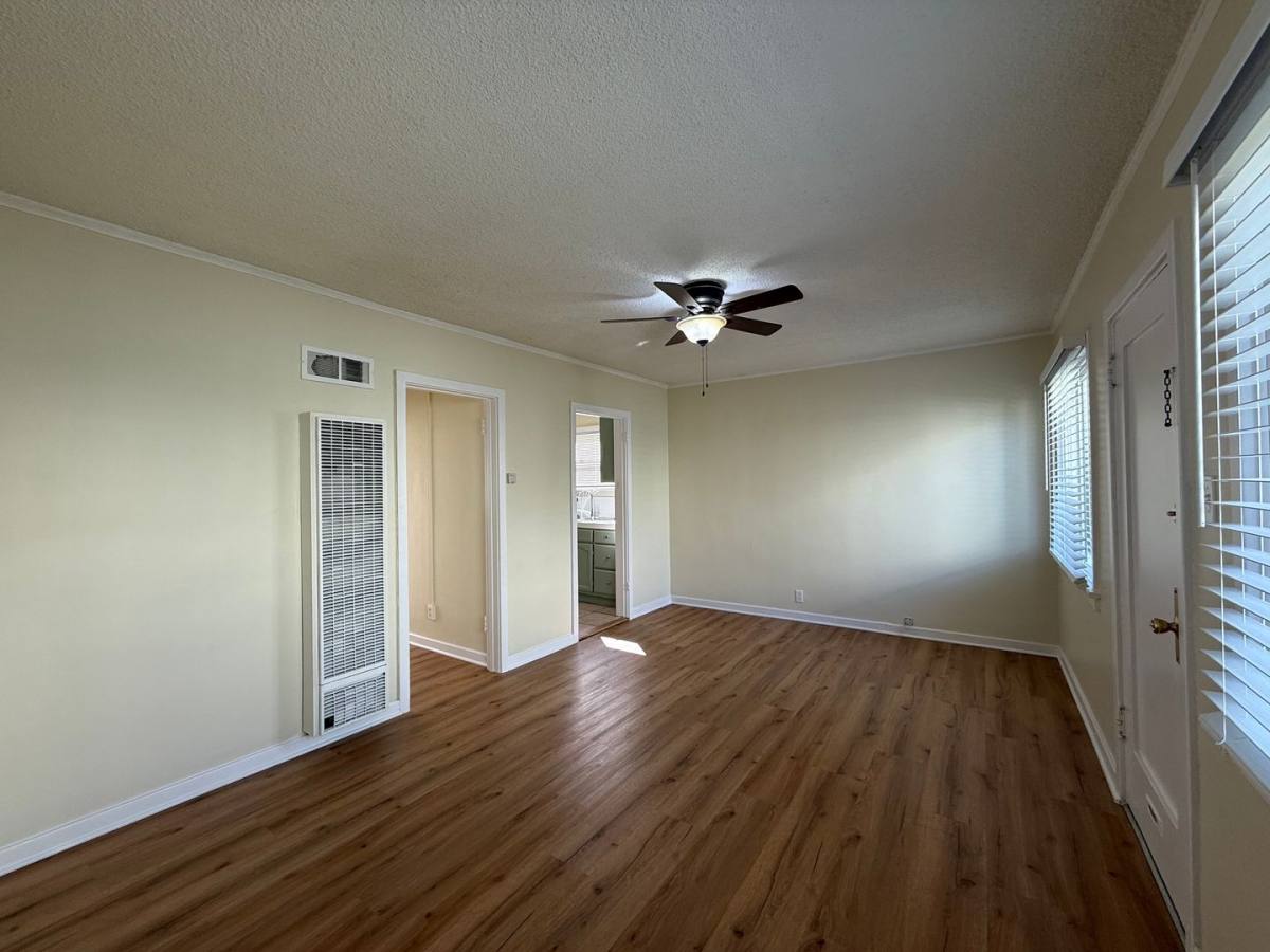 Apartment for rent at 3043 1 2 Larga Ave, Los Angeles, CA 90039