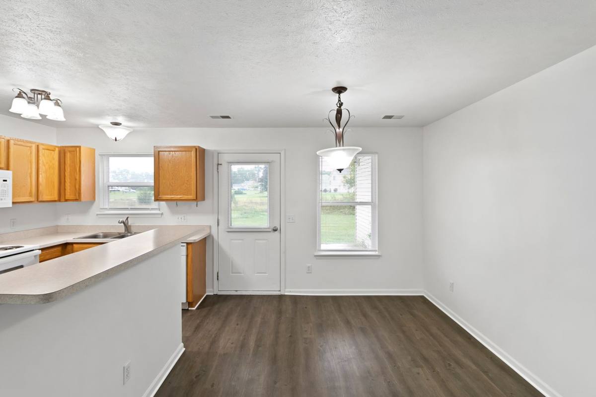 Townhouse for rent at 711 Cattail Lane, Pinckney, MI 48169