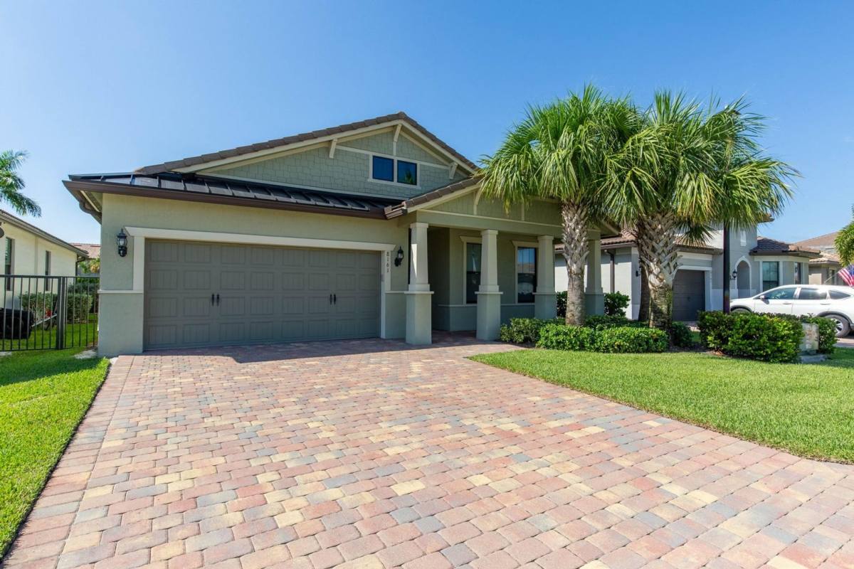 House for rent at 8161 Hanoverian Dr, Lake Worth, FL 33467