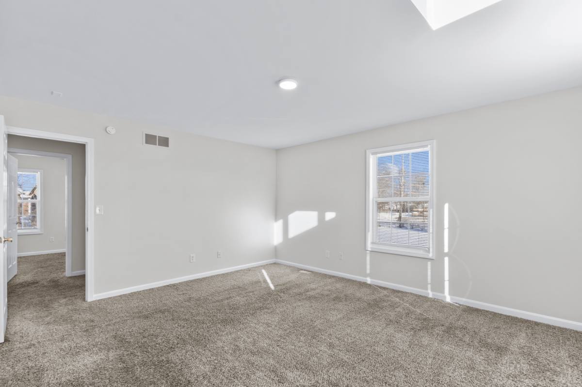 Apartment for rent at 3700 Georgetown Place, Louisville, KY 40215