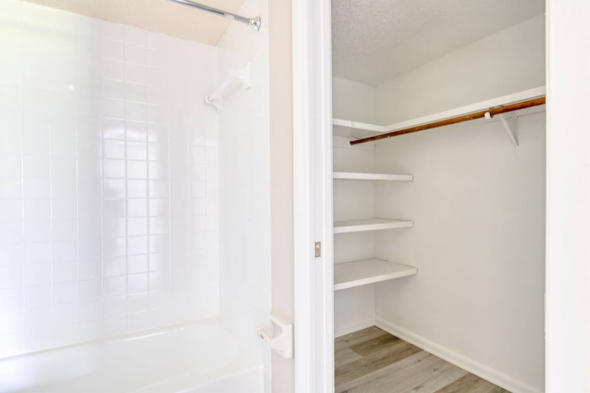Apartment for rent at 1812 NE 3rd St, Ocala, FL 34470