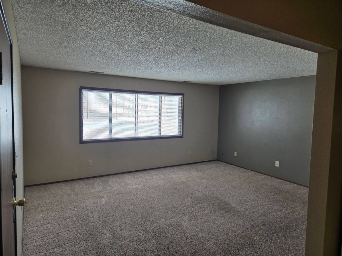 Apartment for rent at 1132 Tiffany Place, Waterloo, IA 50701