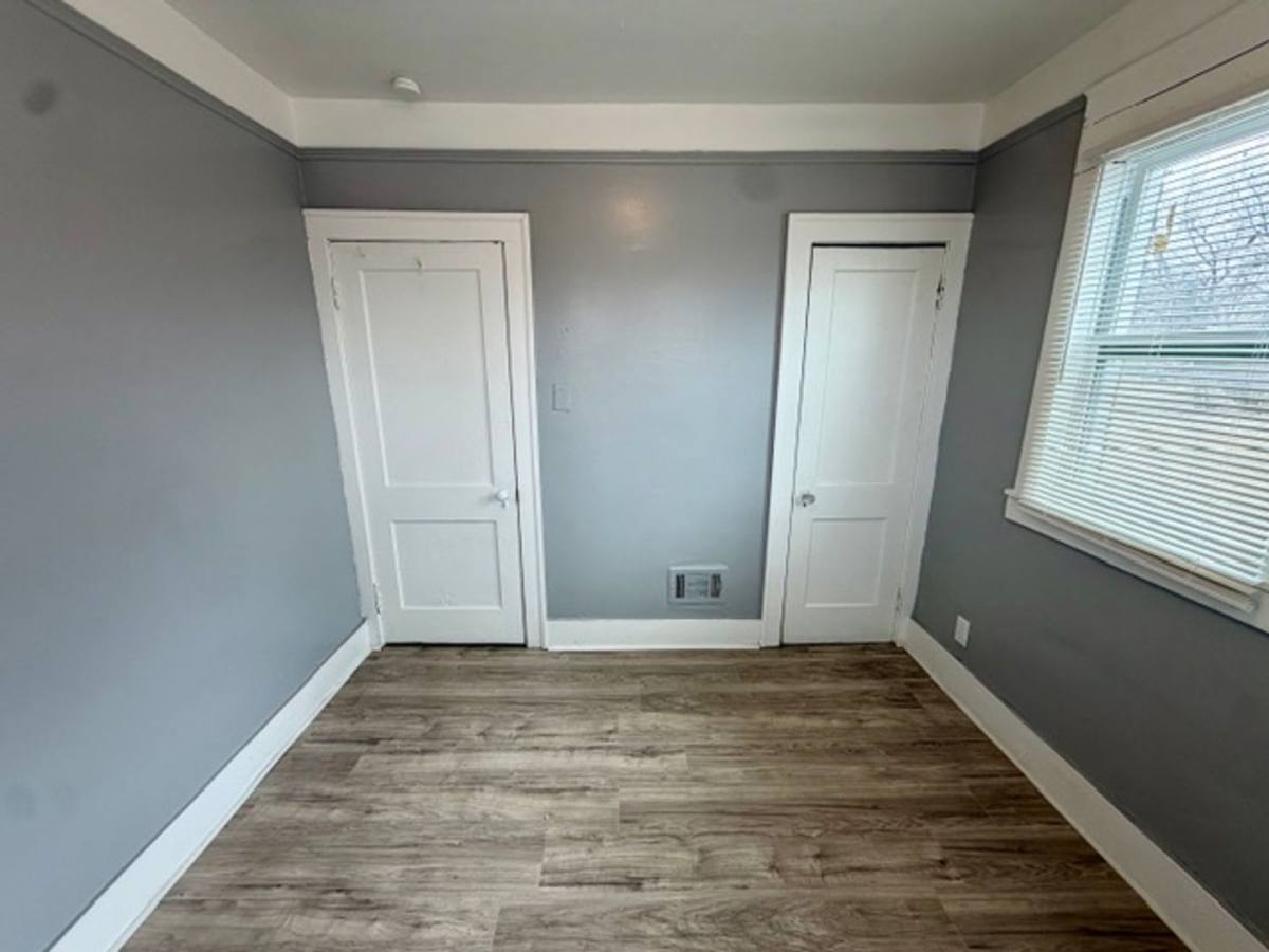 Apartment for rent at 9917-19 Woodside, Detroit, MI 48204