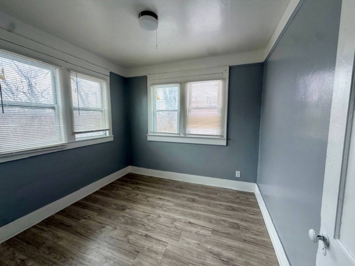 Apartment for rent at 9917-19 Woodside, Detroit, MI 48204