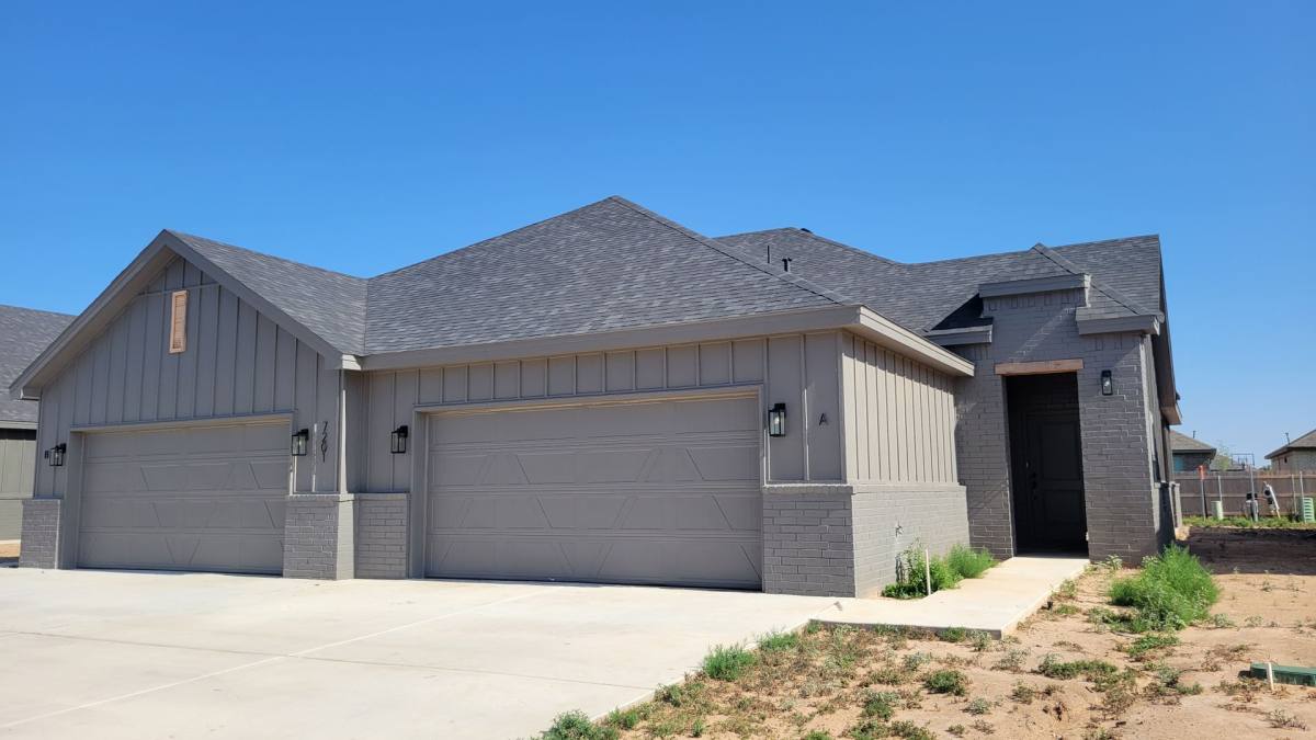 Townhouse for rent at 7201 22nd Place, Lubbock, TX 79407