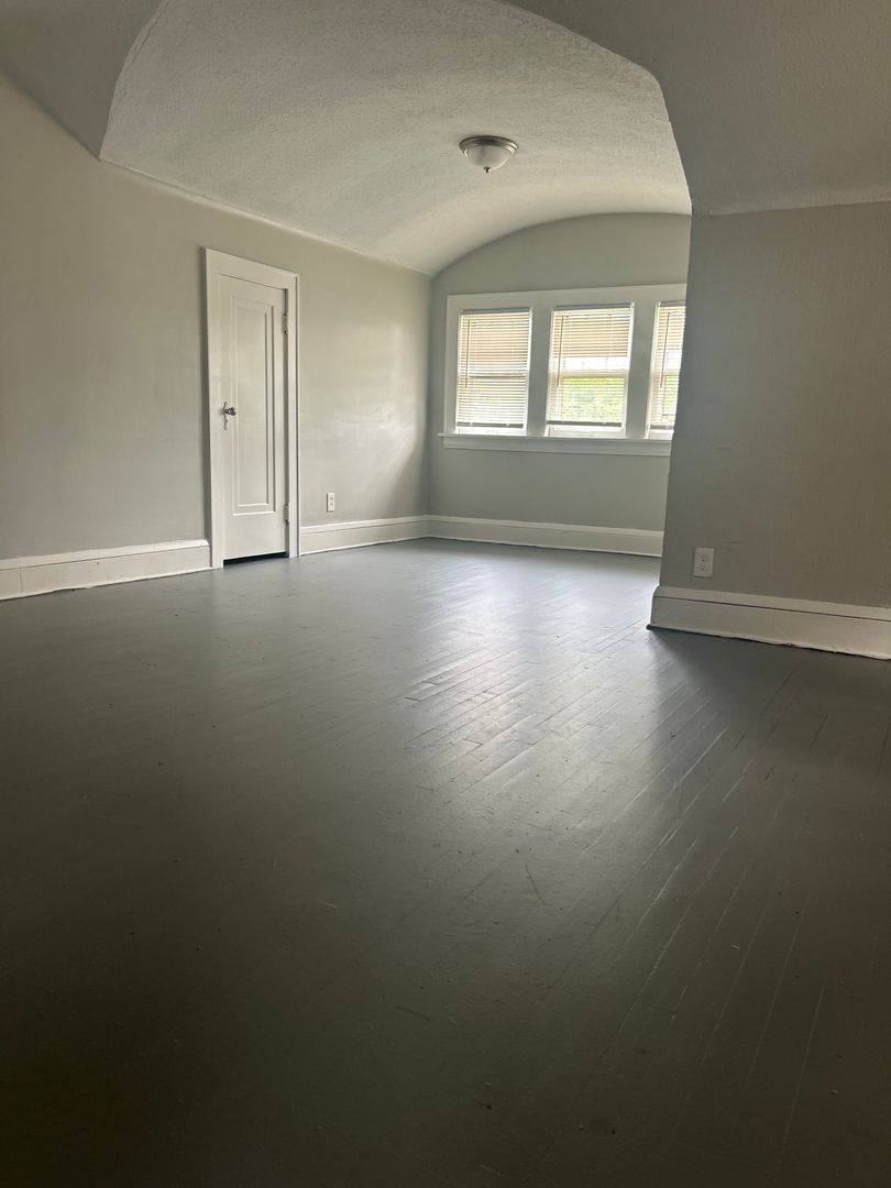 Apartment for rent at 614 Madison Ave, Akron, OH 44311