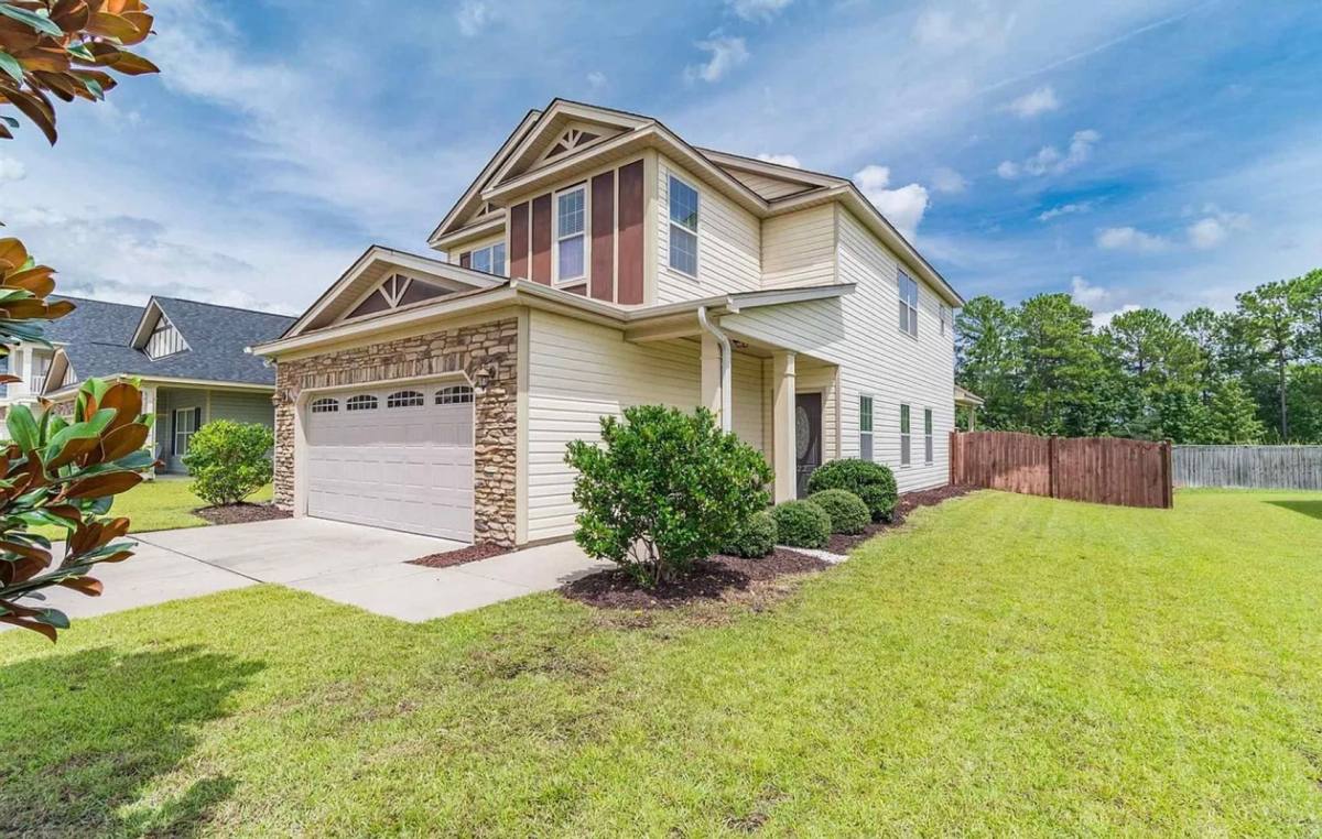 House for rent at 322 Tufton Court, Cayce, SC 29033