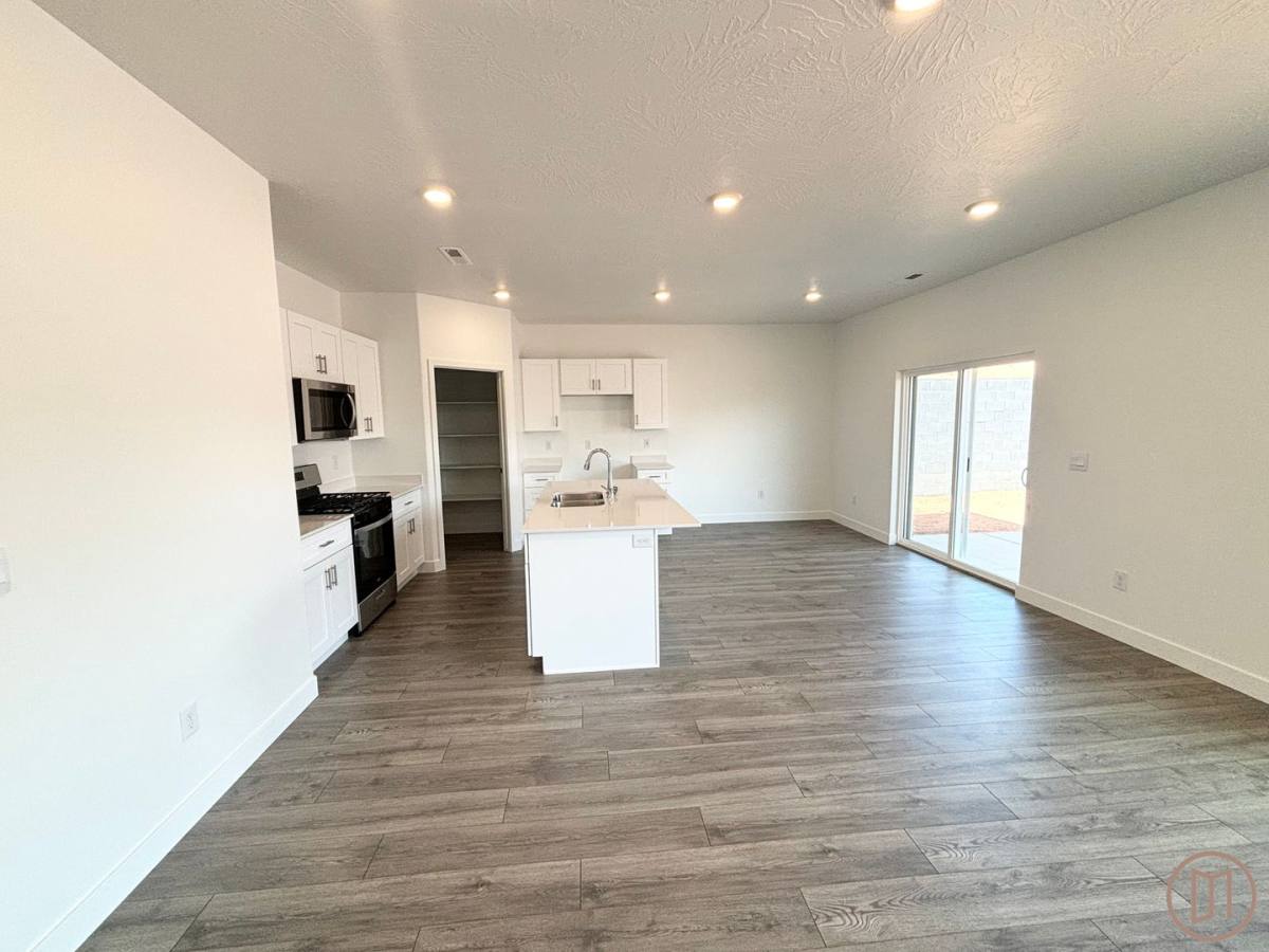 House for rent at 1604 S Ripple Rock, Washington, UT 84780