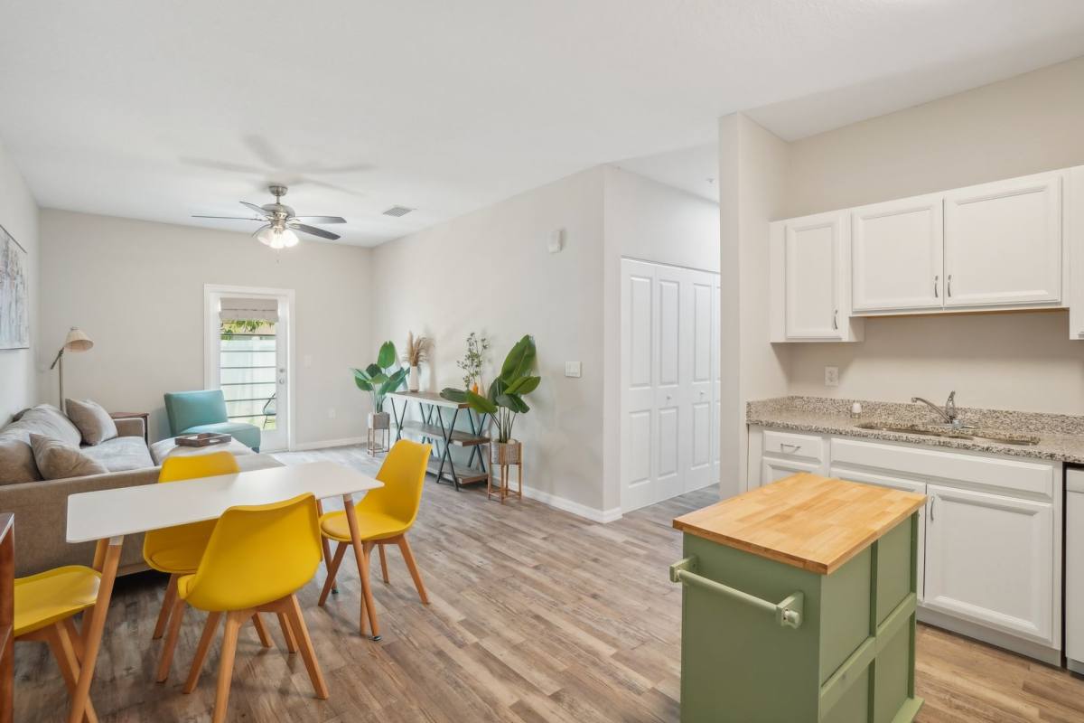 Apartment for rent at 14524 N Nebraska Ave, Tampa, FL 33613