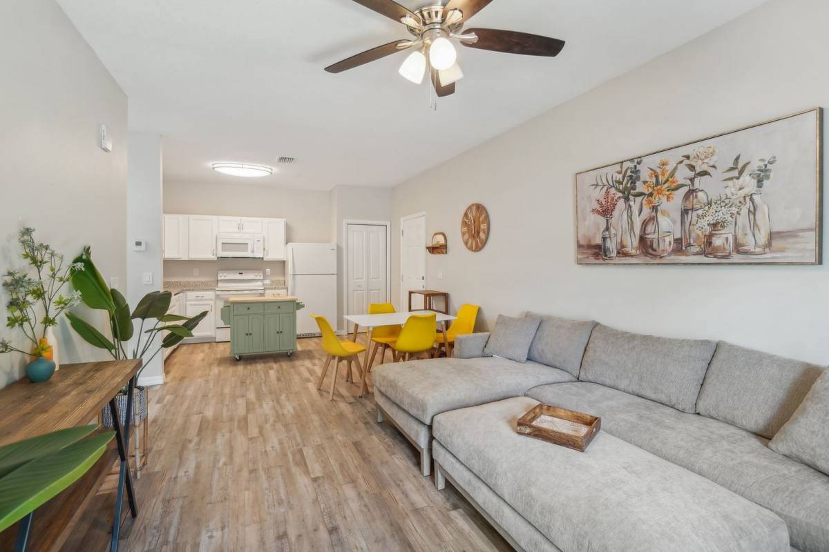 Apartment for rent at 14524 N Nebraska Ave, Tampa, FL 33613