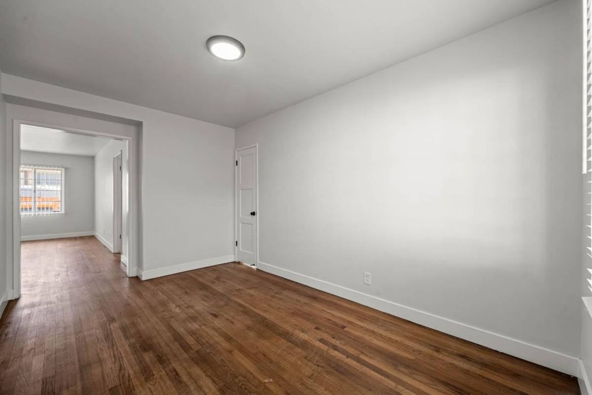 Apartment for rent at 4320 Santa Rosalia Dr, Los Angeles, CA 90008