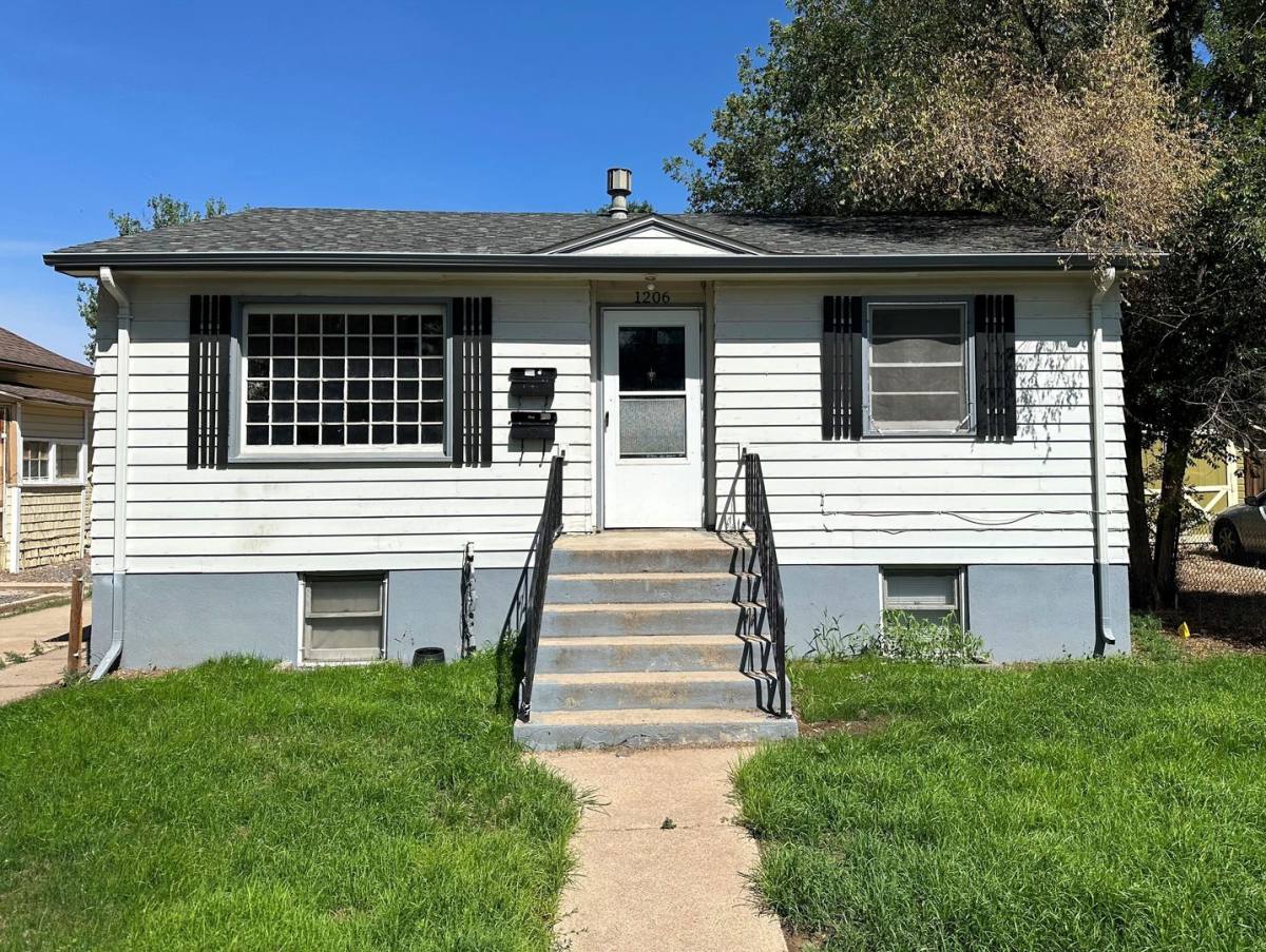 Apartment for rent at 1206 14th Ave, Greeley, CO 80631