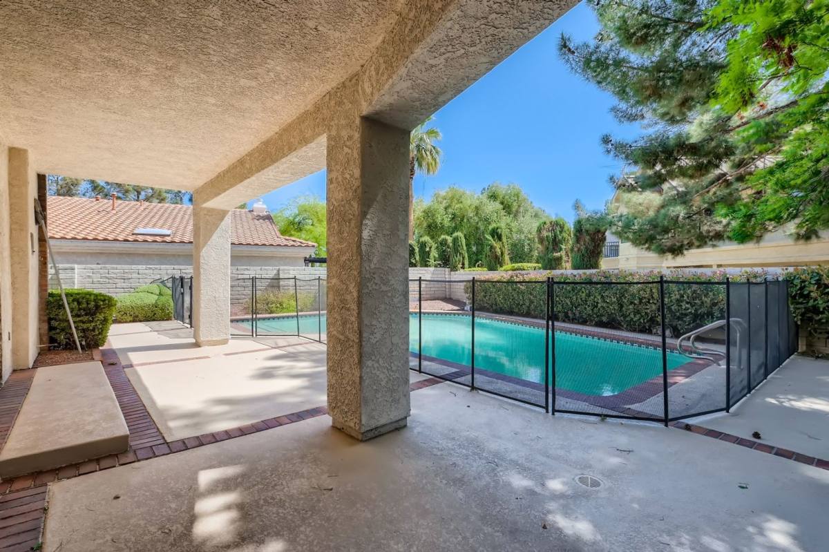 House for rent at 38 Hummingbird Lane, Henderson, NV 89014