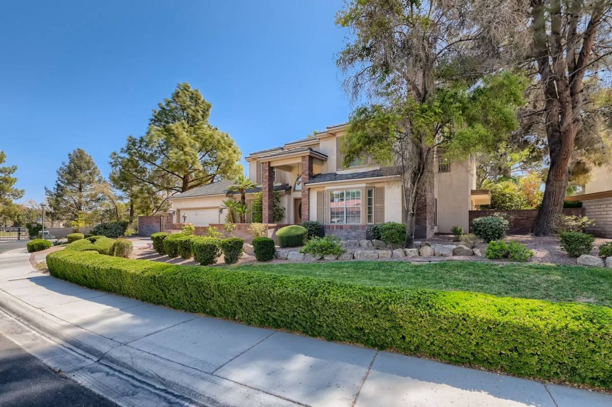 House for rent at 38 Hummingbird Lane, Henderson, NV 89014