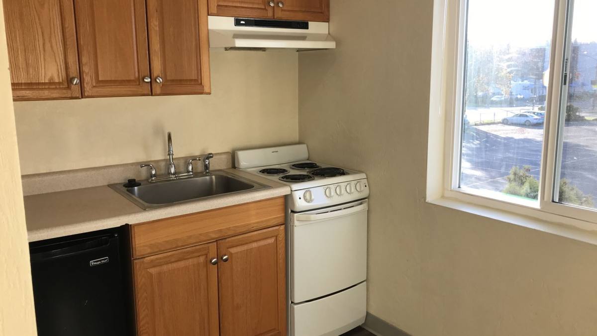Apartment for rent at 765 E 18th Ave, Eugene, OR 97401
