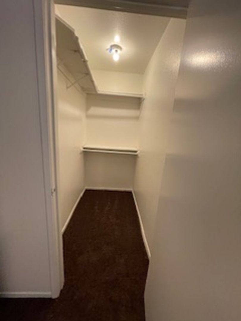 Apartment for rent at 4422 White Lane, Bakersfield, CA 93309