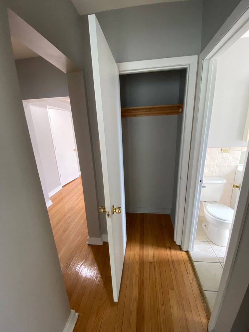 Apartment for rent at 1721-25 E 79th St, Chicago, IL 60617