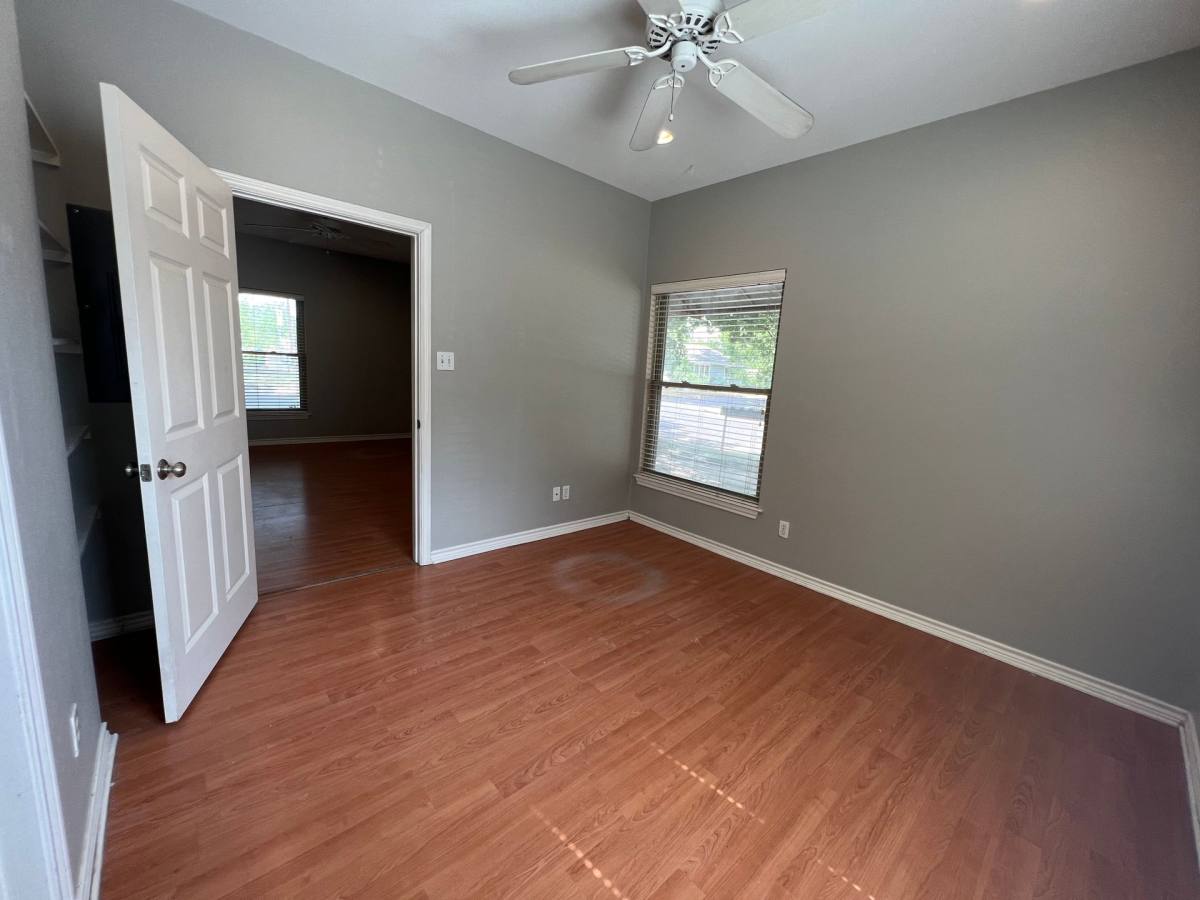 Apartment for rent at 631 Texas St, Denton, TX 76201