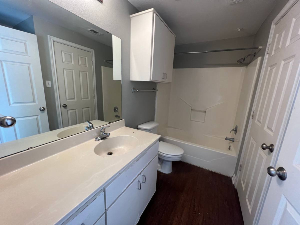 Apartment for rent at 631 Texas St, Denton, TX 76201