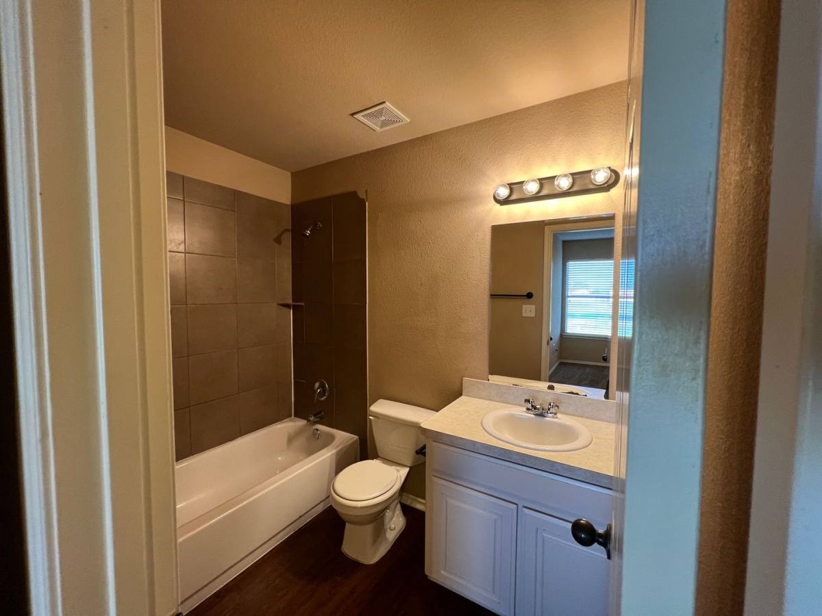Apartment for rent at 2675 Lovers Lane, Krum, TX 76249