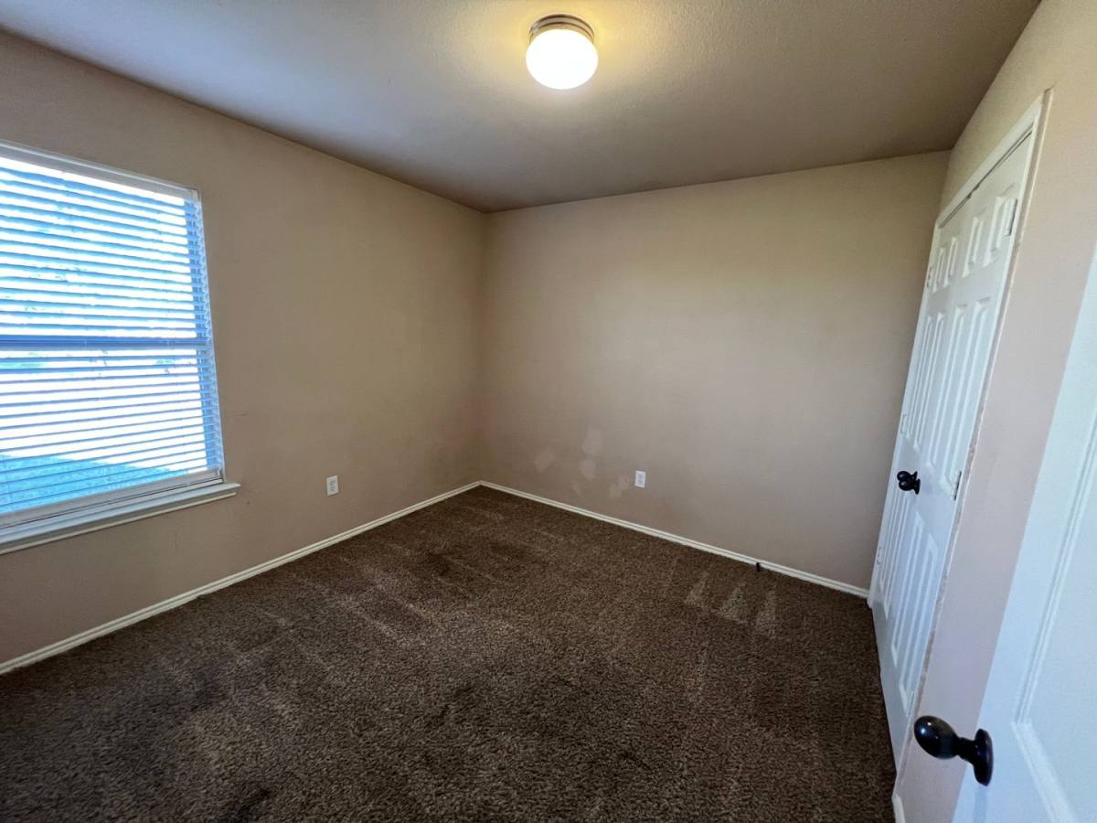 Apartment for rent at 2675 Lovers Lane, Krum, TX 76249