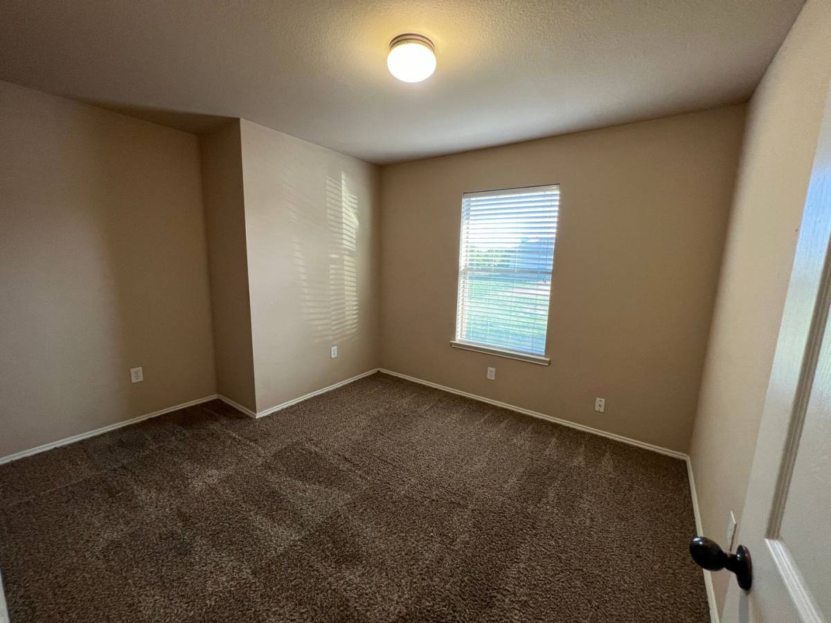 Apartment for rent at 2675 Lovers Lane, Krum, TX 76249