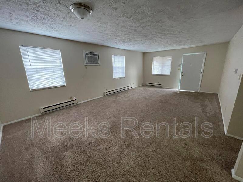 Apartment for rent at 1739 6th Ave, Huntington, WV 25703
