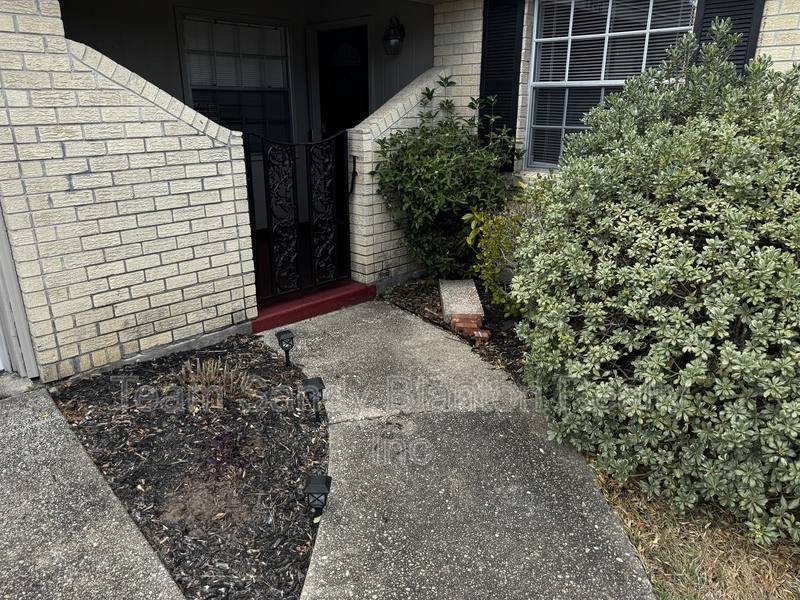 House for rent at 5941 Leesway Blvd, Pensacola, FL 32504
