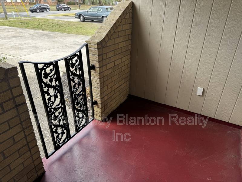 House for rent at 5941 Leesway Blvd, Pensacola, FL 32504