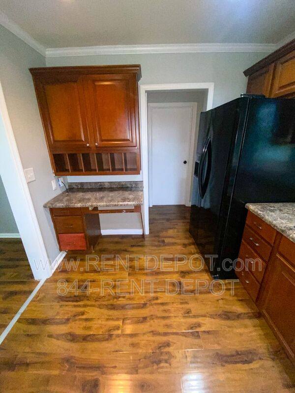 House for rent at 112 S Lincoln Park, Evansville, IN 47714
