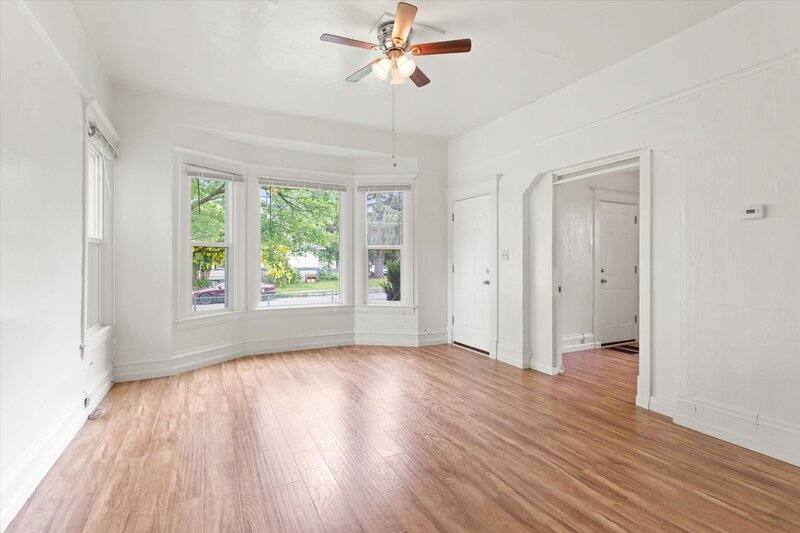 Apartment for rent at 902 W Mansfield Ave #3, Spokane, WA 99205