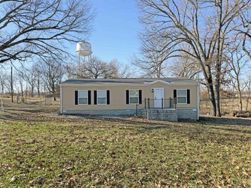 House for rent at 1501 Thompsonville Lane, Oak Grove, KY 42262