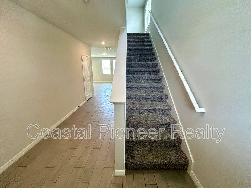 House for rent at 34751 Telluride Lane, Zephyrhills, FL 33541