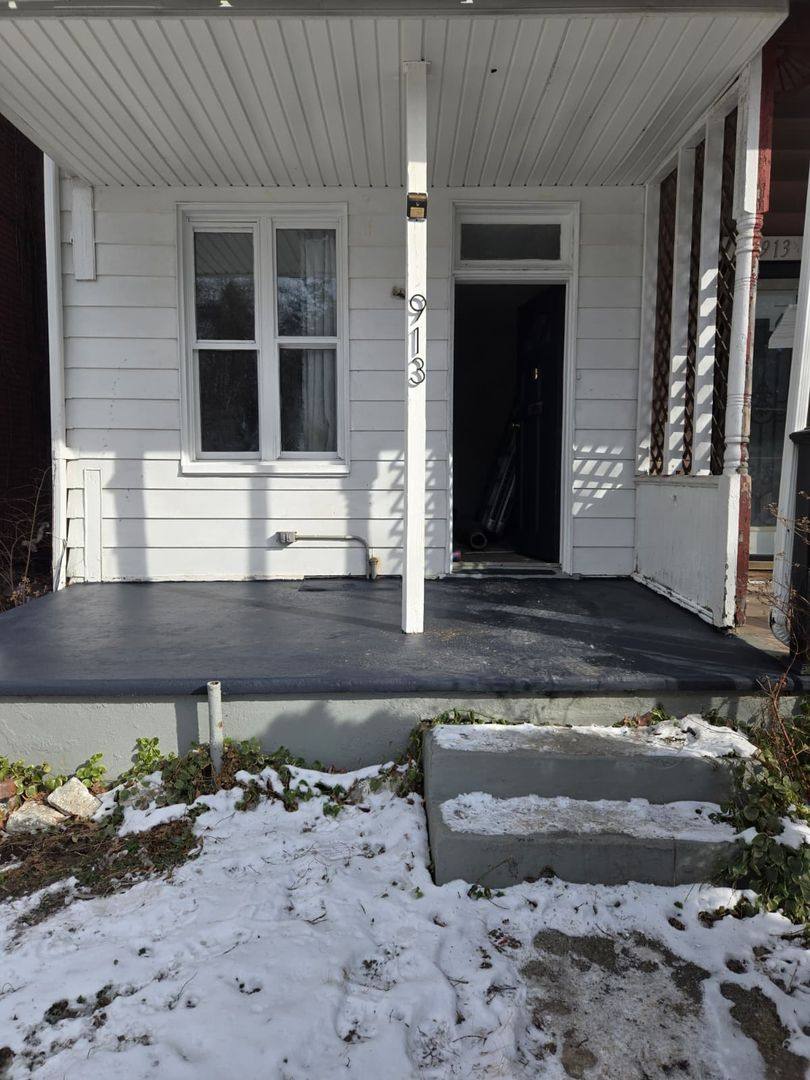 Townhouse for rent at 913 Norwood St, Harrisburg, PA 17104