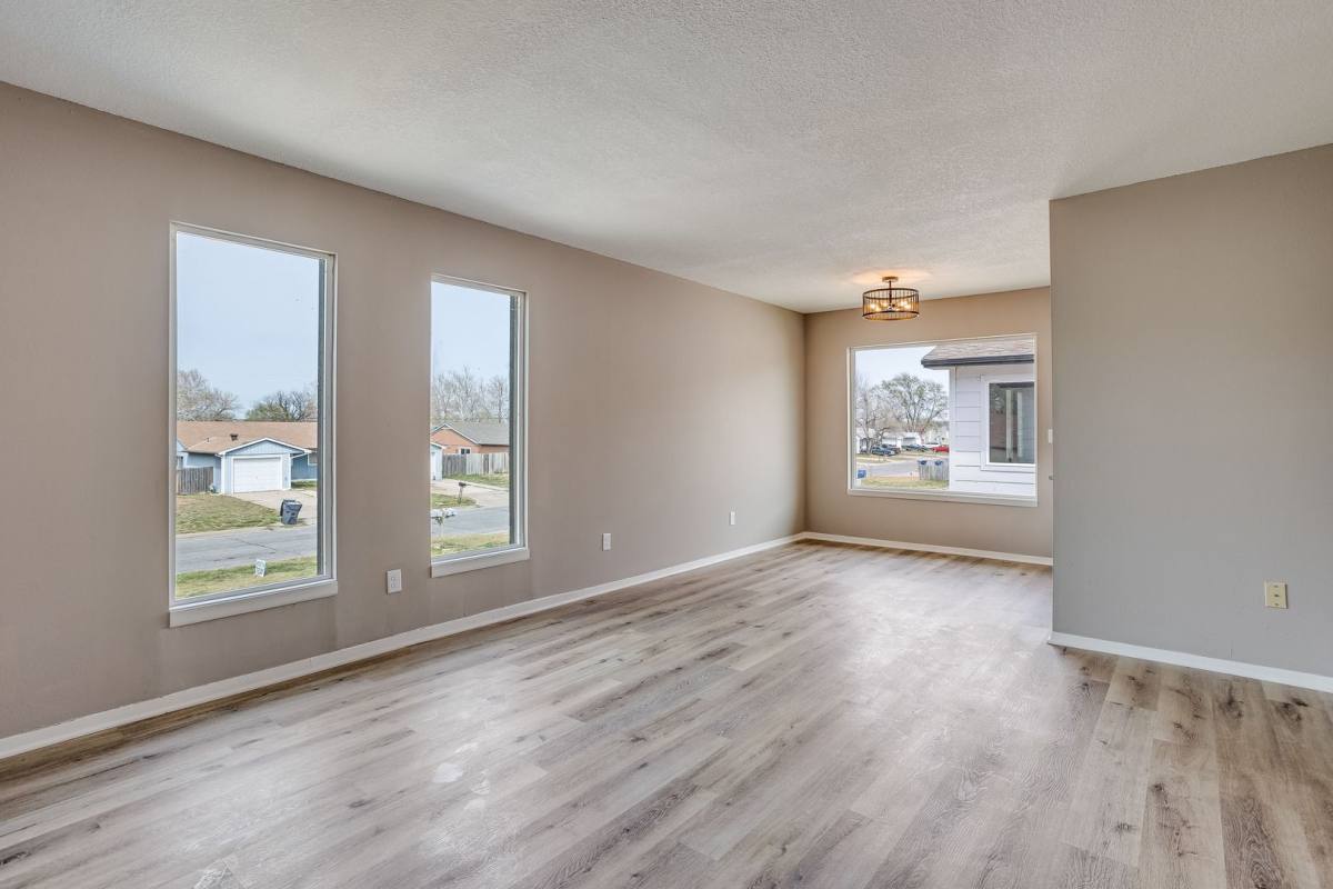 Apartment for rent at 1515 E El Monte St, Wichita, KS 67216
