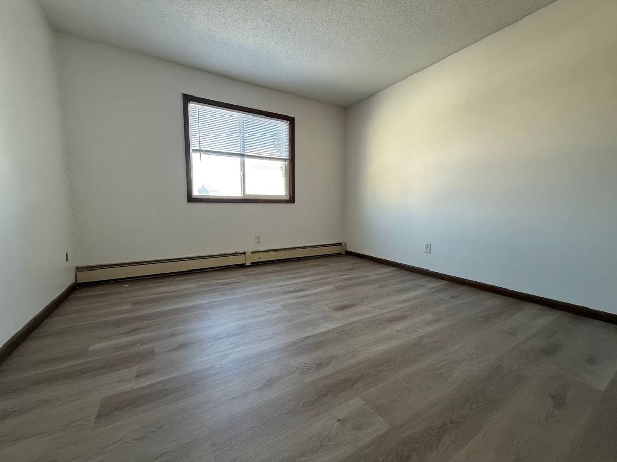 Apartment for rent at 445 California St, Hutchinson, MN 55350