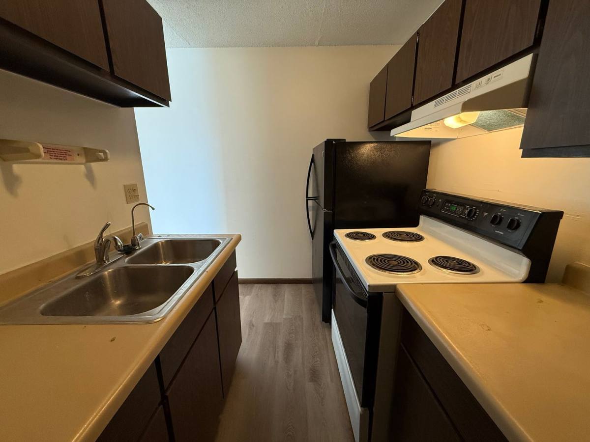 Apartment for rent at 445 California St, Hutchinson, MN 55350